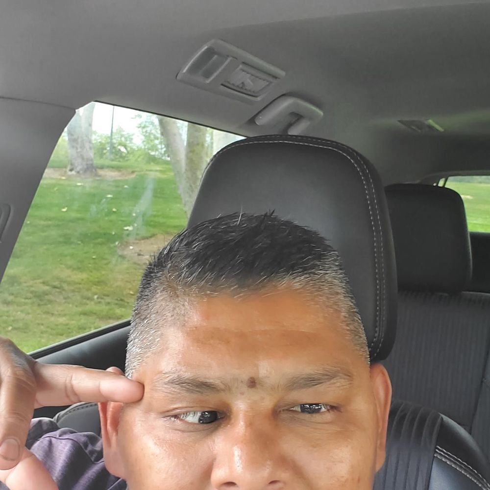 Meet your Posher, Alejandro